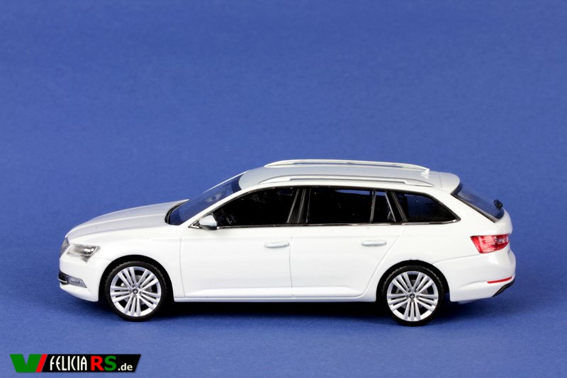 Škoda Superb III Combi 1:43 I-Scale - Felicia RS