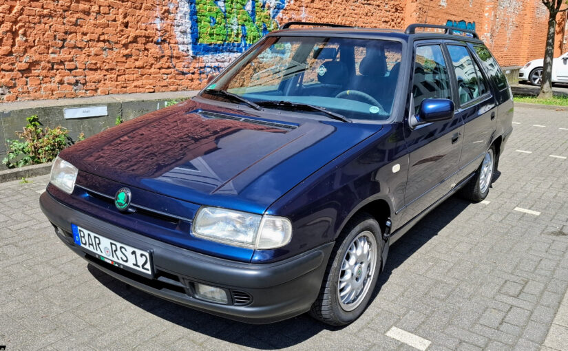 Škoda Felicia Combi steht zum Verkauf